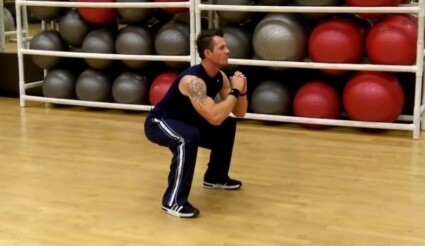 bodyweight-squats-form-3